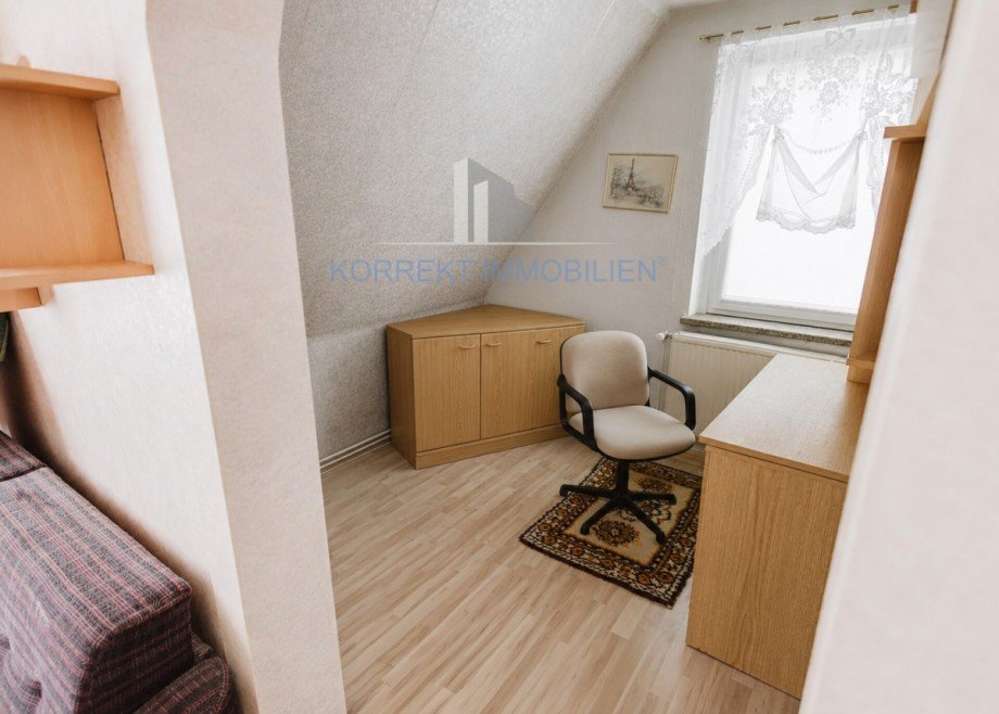 Ankleide oder B�ro am G�ste- oder Kinderzimmer Doppelhaush�lfte Coswig