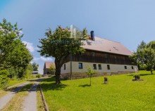 Wohnhaus mit Zufahrt �kologisch sanierter Dreiseitenhof in Alleinlage | 11.592 m� Grundst�ck | Ferienwohnungen | Nationalpark S�chsische Schweiz in Struppen, bei Pirna - unweit der LH Dresden. Wohnen, wo andere Urlaub machen.