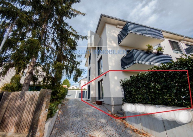 Hauptbild: Vermietete 3-Zimmer-EG-Wohnung mit Terrasse, Garten und Garage in Radebeul - topmodern & energieeffizient!