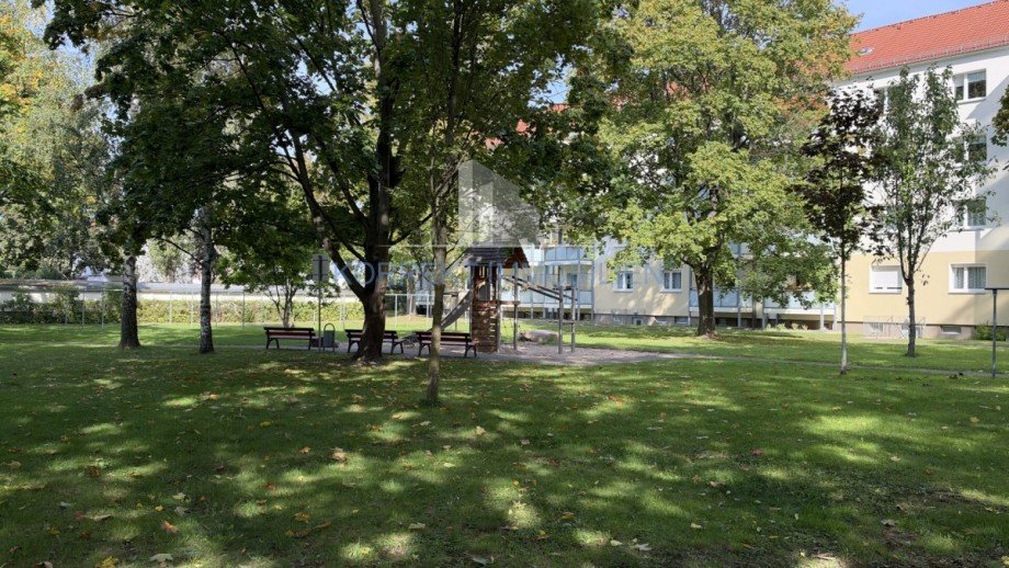 Spielplatz im Hof Etagenwohnung Dresden
