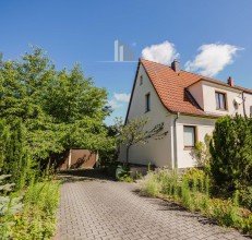 Hauptbild Ihr neues Zuhause - Doppelhaush�lfte auf 1.040 m� Grundst�ck, Doppelgarage & Nebengeb�ude - Bevorzugte Wohnlage in Coswig.