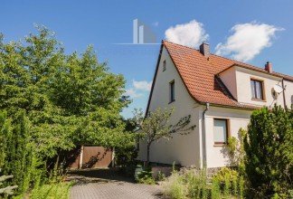 Hauptbild Ihr neues Zuhause - Doppelhaush�lfte auf 1.040 m� Grundst�ck, Doppelgarage & Nebengeb�ude - Bevorzugte Wohnlage in Coswig.