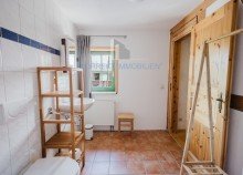 FeWo 2 Badezimmer im Obergeschoss �kologisch sanierter Dreiseitenhof in Alleinlage | 11.592 m� Grundst�ck | Ferienwohnungen | Nationalpark S�chsische Schweiz in Struppen, bei Pirna - unweit der LH Dresden. Wohnen, wo andere Urlaub machen.