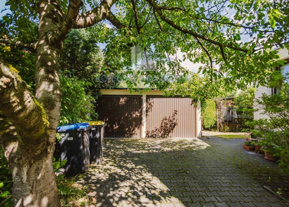 Doppelgarage Doppelhaush�lfte Coswig