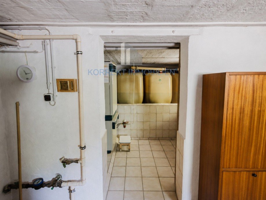 Flur Untergeschosss Doppelhaush�lfte Coswig