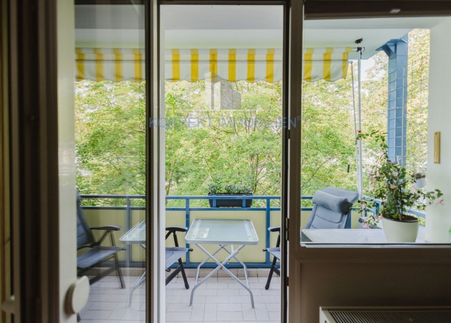 Balkon am Schlafzimmer Etagenwohnung Dresden