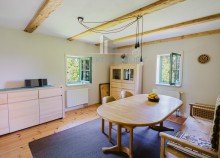 Esszimmer Eigent�merwohnung �kologisch sanierter Dreiseitenhof in Alleinlage | 11.592 m� Grundst�ck | Ferienwohnungen | Nationalpark S�chsische Schweiz in Struppen, bei Pirna - unweit der LH Dresden. Wohnen, wo andere Urlaub machen.
