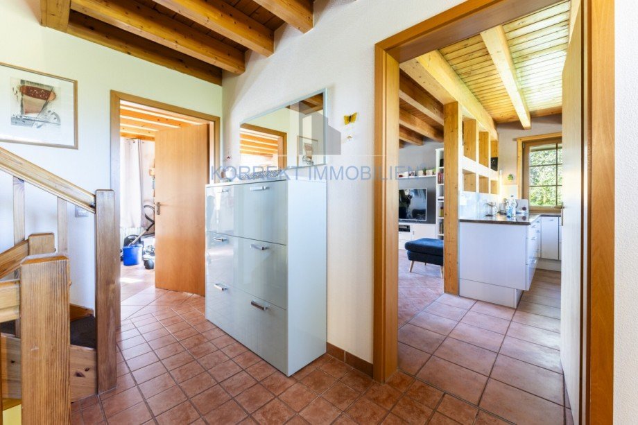Flur im Erdgeschoss Einfamilienhaus Halsbr�cke