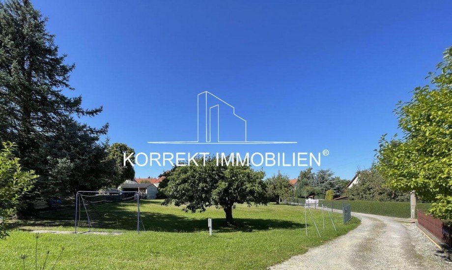 Blick auf das Grundst�ck Wohngrundst�ck Thiendorf