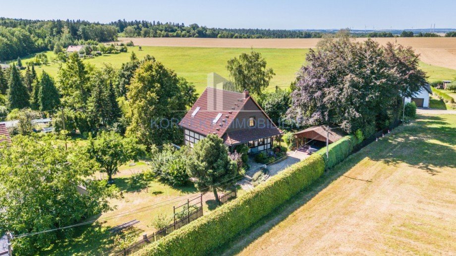 Zufahrtsbereich Einfamilienhaus Halsbr�cke