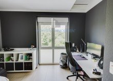 Kinderzimmer Exklusives Architektenhaus mit ausgebautem Wohnnebengeb�ude auf 4.341 m� Traumgrundst�ck in Radebeul | W�rmepumpe | 2 Kamine | Carport |moderne Ausstattung