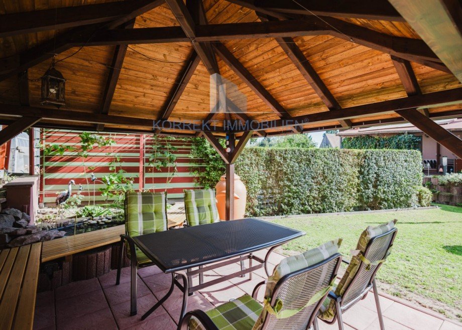 unterm Pavillon Einfamilienhaus Klipphausen