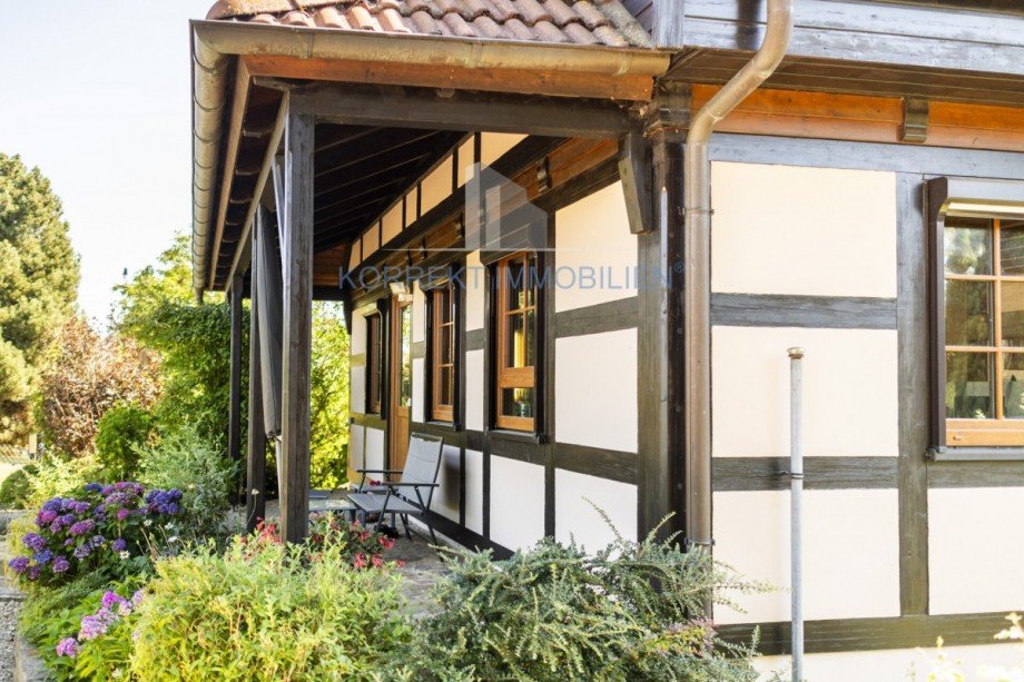Detailansicht Einfamilienhaus Halsbr�cke