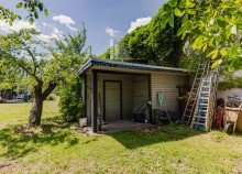 Nebengeb�ude - Gartenhaus Exklusives Architektenhaus mit ausgebautem Wohnnebengeb�ude auf 4.341 m� Traumgrundst�ck in Radebeul | W�rmepumpe | 2 Kamine | Carport |moderne Ausstattung