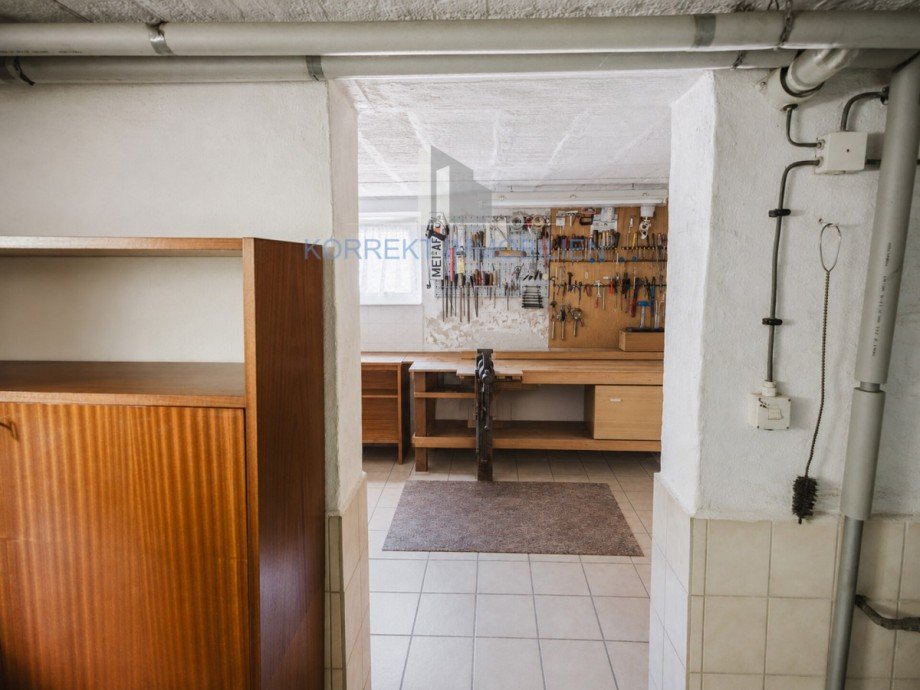 Blick in die Werkstatt - Untergeschosss Doppelhaush�lfte Coswig