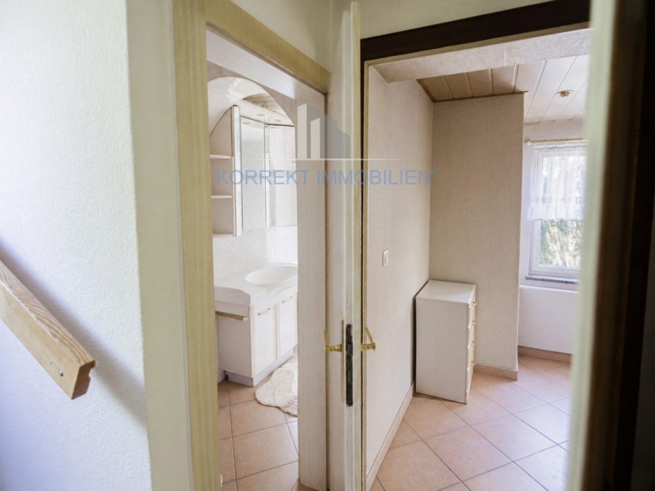 Flur und Treppenhaus Doppelhaush�lfte Coswig