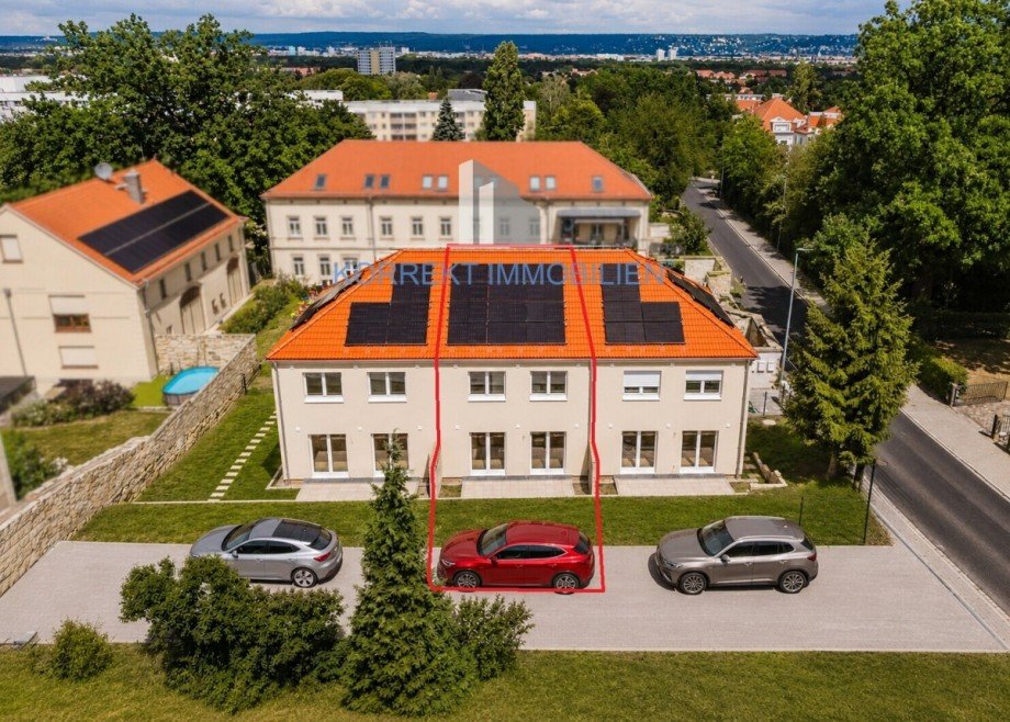 Gartenansicht mit Terrassen Luftbildansicht visualisiert Haus B Reihenmittelhaus Dresden