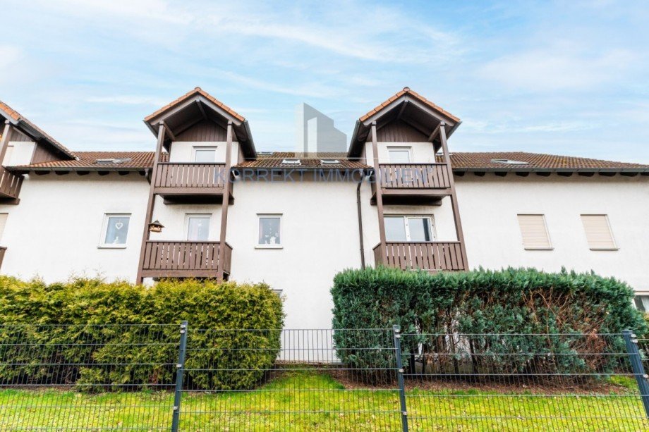 Stra�enansicht Maisonettewohnung Weinb�hla