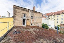 Dachterrasse Seitengeb�ude Wohn- & Gesch�ftshaus in der Altstadt von Mei�en. 
9 Wohnungen, davon 3 lukrativ als Ferienwohnungen genutzt.