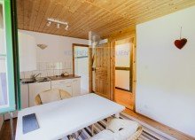 FeWo 1 K�che �kologisch sanierter Dreiseitenhof in Alleinlage | 11.592 m� Grundst�ck | Ferienwohnungen | Nationalpark S�chsische Schweiz in Struppen, bei Pirna - unweit der LH Dresden. Wohnen, wo andere Urlaub machen.