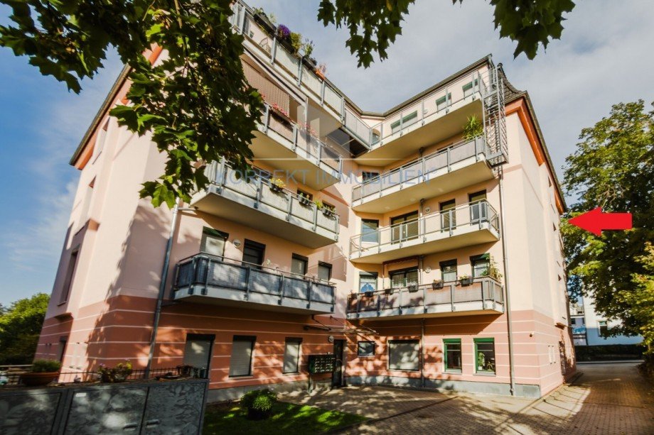 Hauseingangsbereich Etagenwohnung Dresden / Cotta