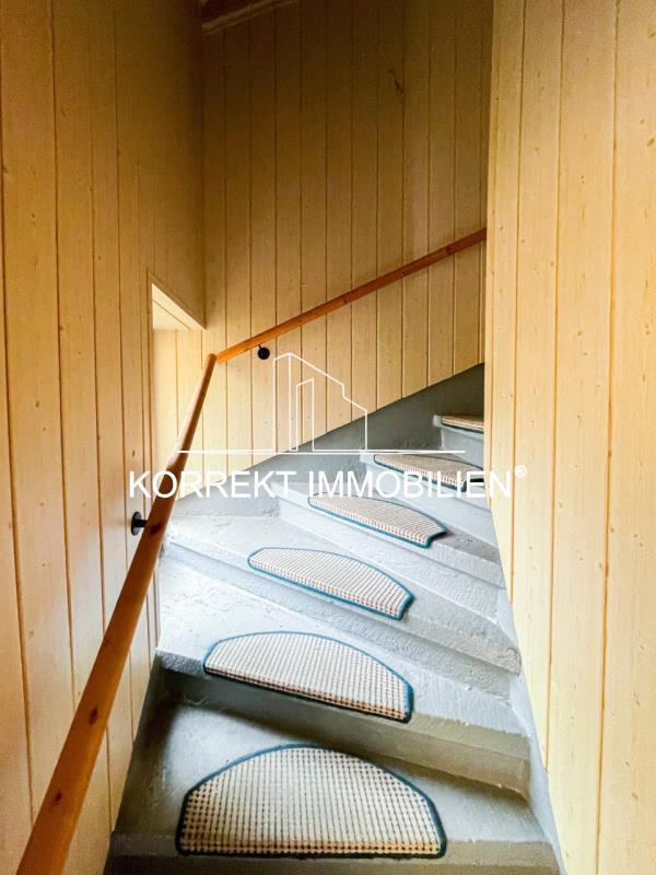 Treppenhaus ins Obergeschoss Wohn- / Gesch�ftshaus Dresden