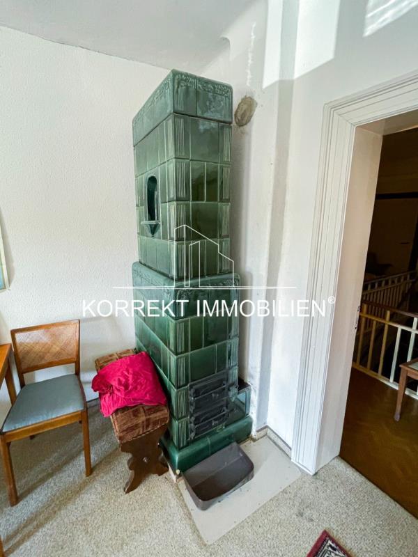 H�bsche Kachel�fen Wohn- / Gesch�ftshaus Pulsnitz